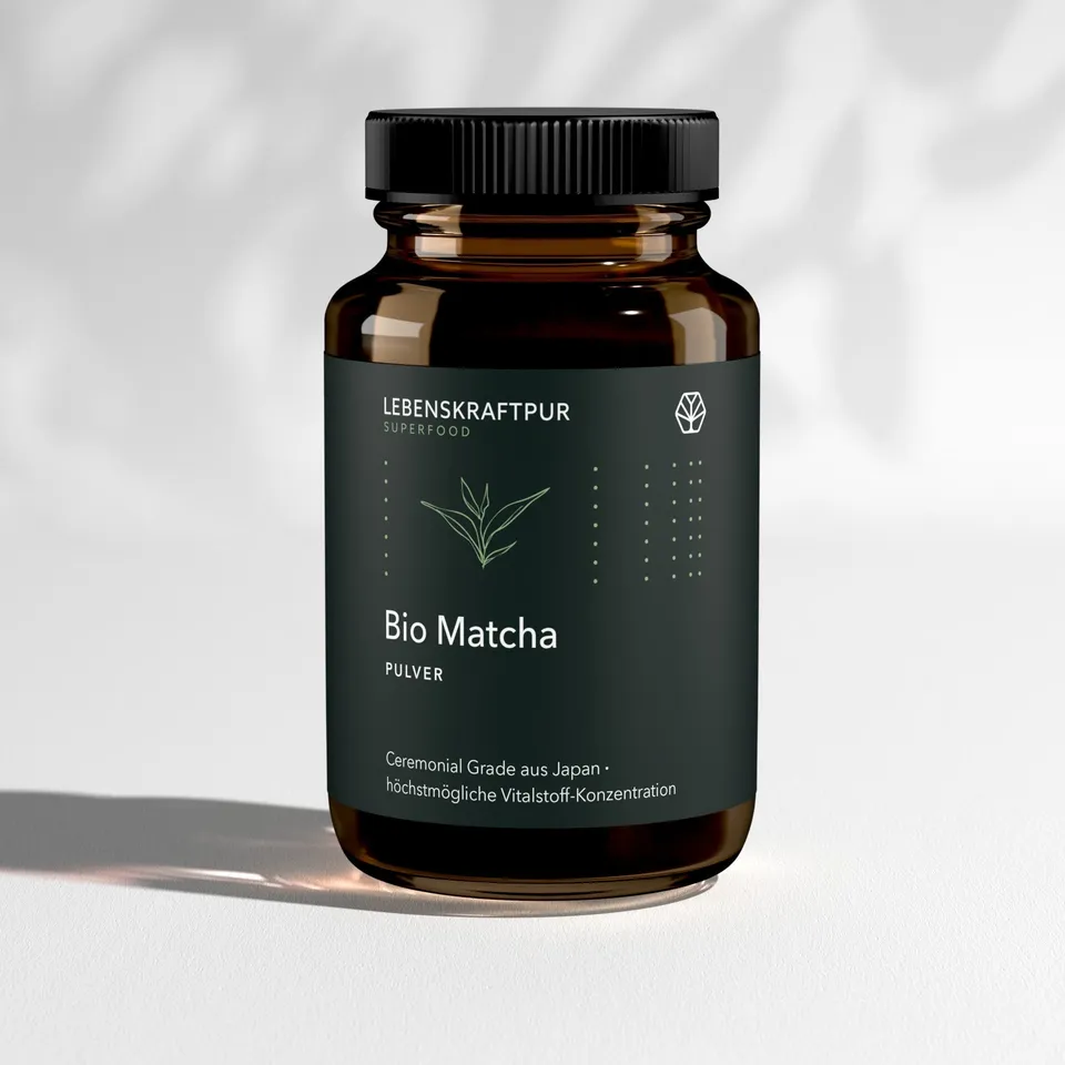 lebenskraftpur-bio-matcha-pulver-ceremonial-grade-fein-vermahlenes-superfood image 1